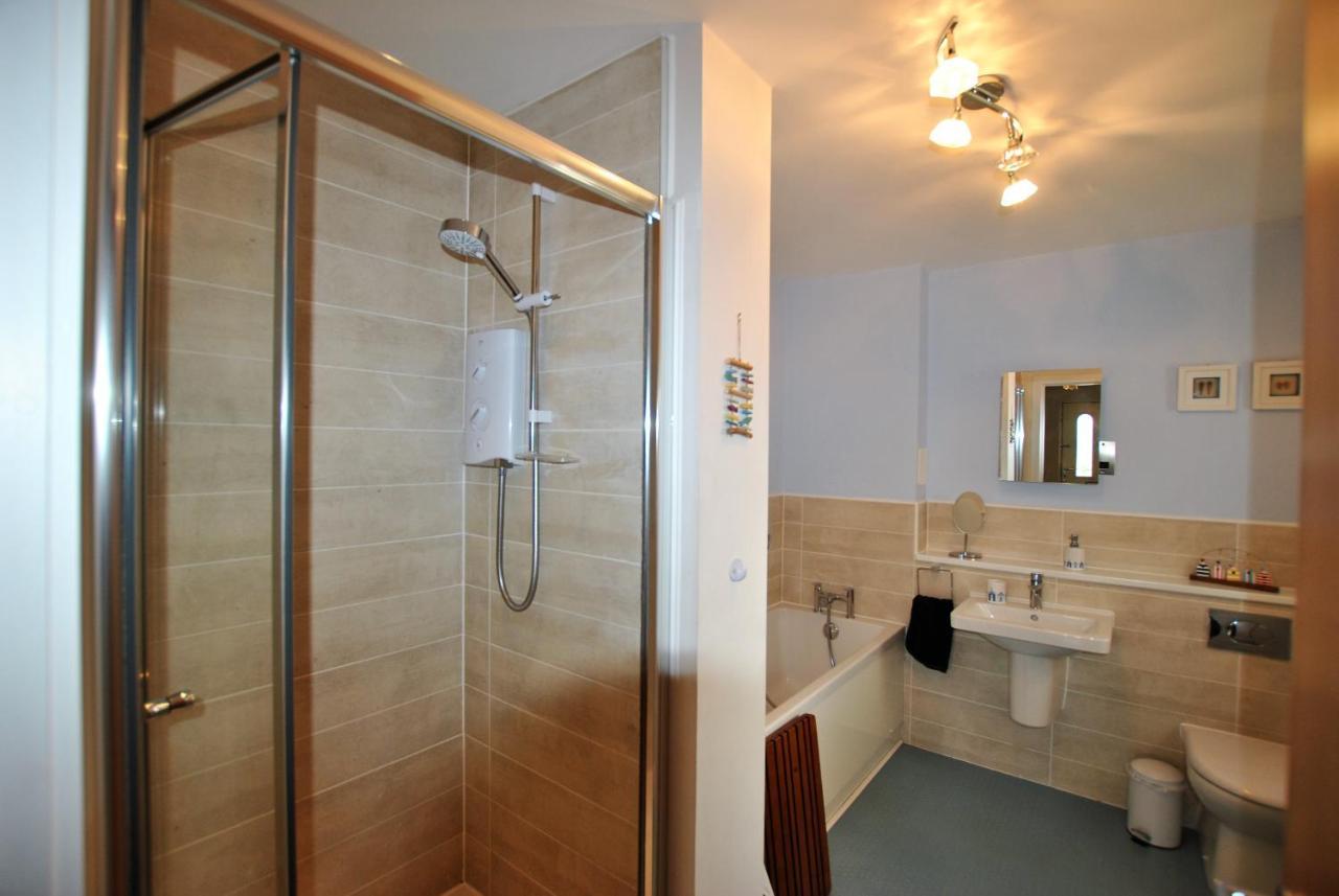 The Neuk- Contemporary Coastal Apartment アンストラザー エクステリア 写真