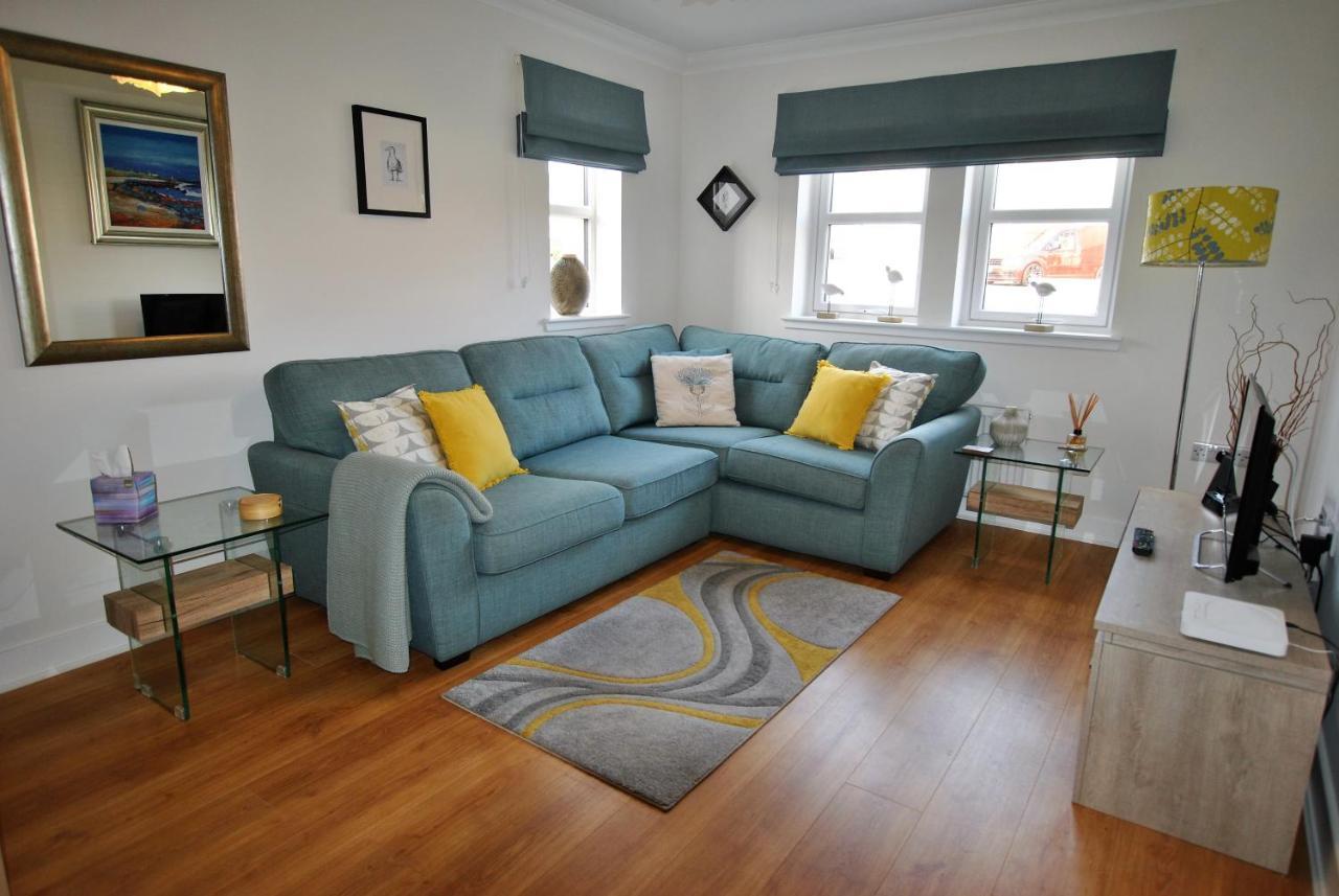 The Neuk- Contemporary Coastal Apartment アンストラザー エクステリア 写真
