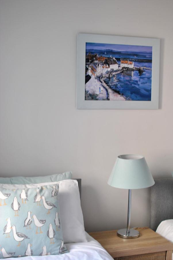 The Neuk- Contemporary Coastal Apartment アンストラザー エクステリア 写真